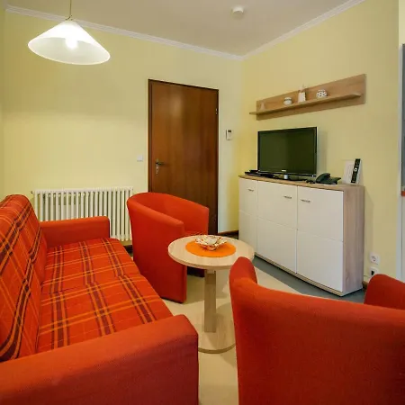 شقة Duenenpark - Komfortplus Mit 2 Schlafzimmern Und Balkon Im Dachgeschoss 048